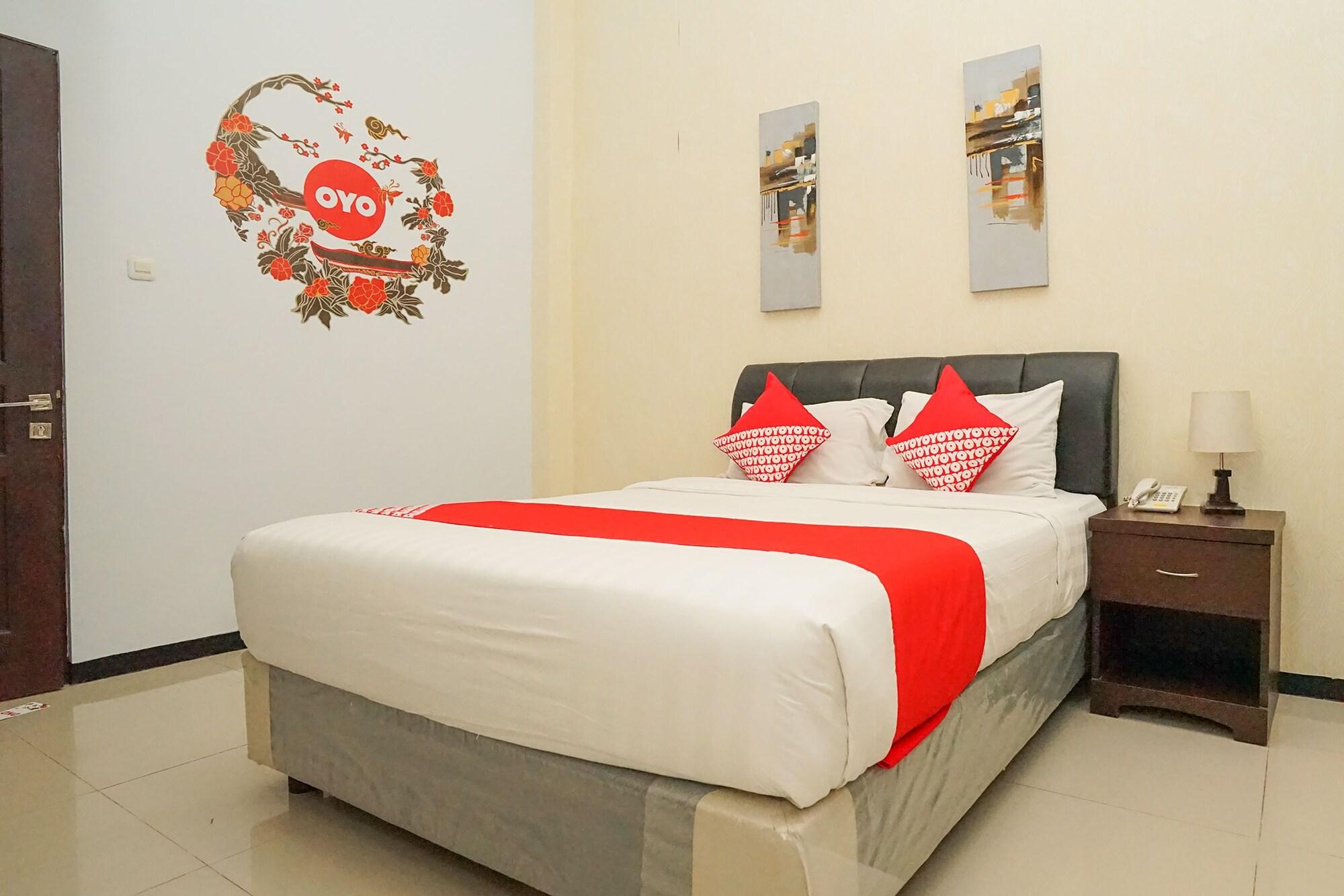 Oyo 282 Putri Utari Residence มะลัง ภายนอก รูปภาพ