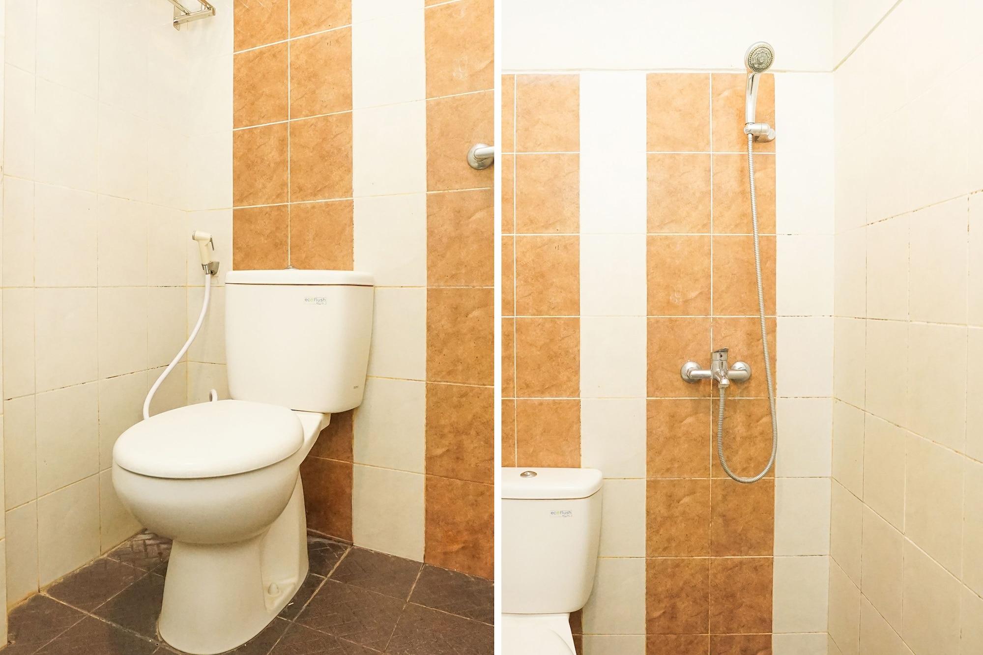 Oyo 282 Putri Utari Residence มะลัง ภายนอก รูปภาพ