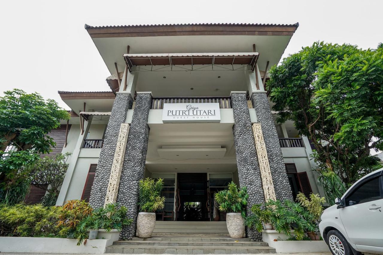 Oyo 282 Putri Utari Residence มะลัง ภายนอก รูปภาพ
